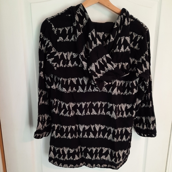 RVCA Hooded Shark Tooth Top, Size Small, Black + White - Picture 6 of 10